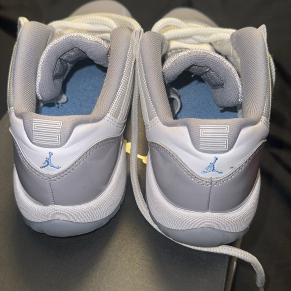 Air Jordan 11 low retro - Picture 3 of 4